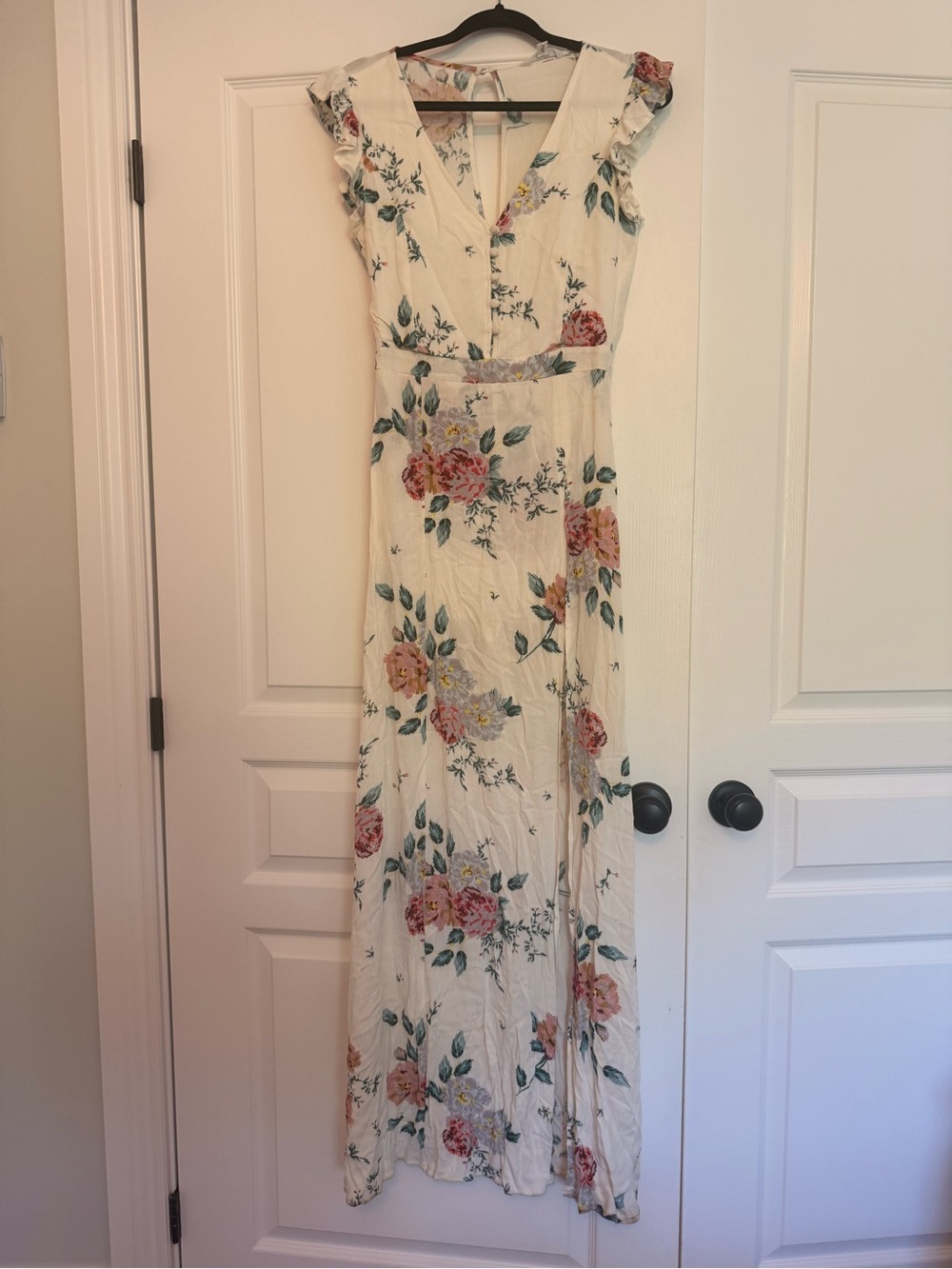 BB Dakota Floral V-Neck Maxi Dress